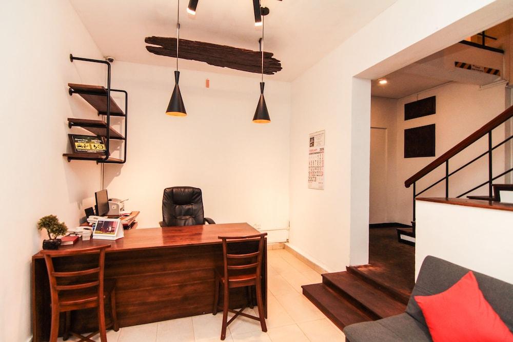 Aca Accommodation Colombo Exterior photo