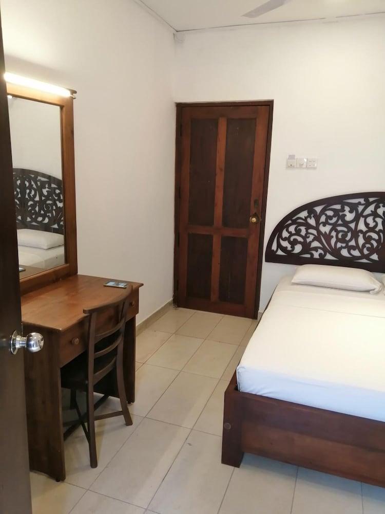 Aca Accommodation Colombo Exterior photo