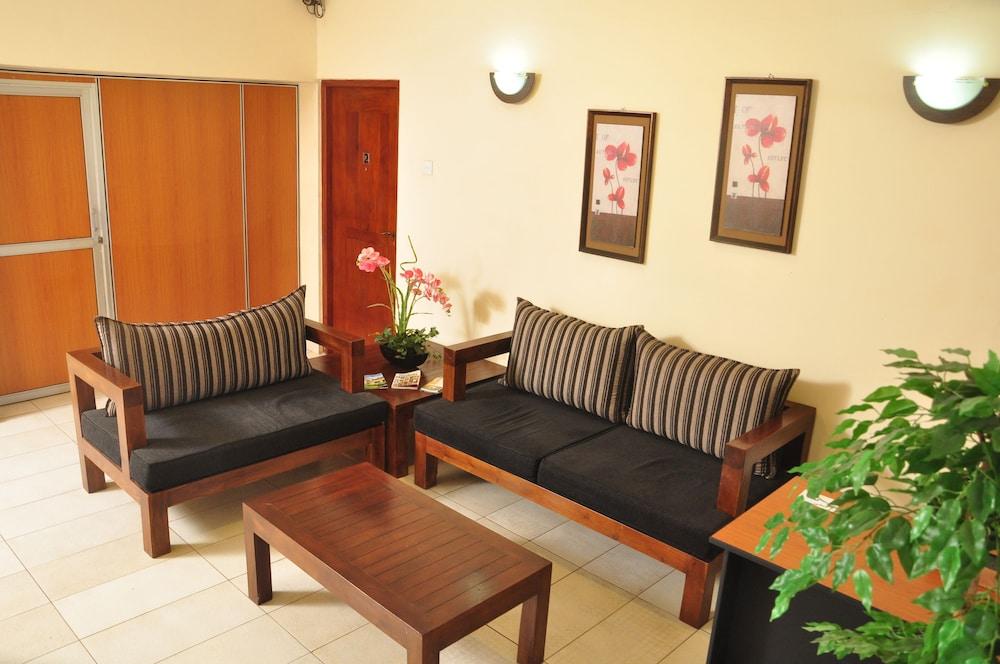 Aca Accommodation Colombo Exterior photo