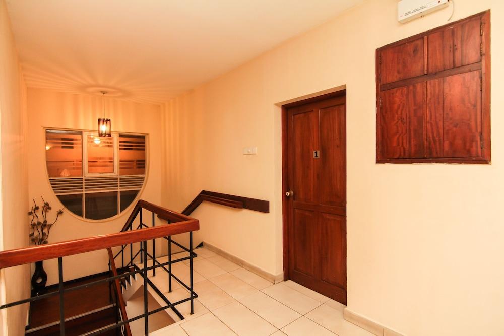 Aca Accommodation Colombo Exterior photo